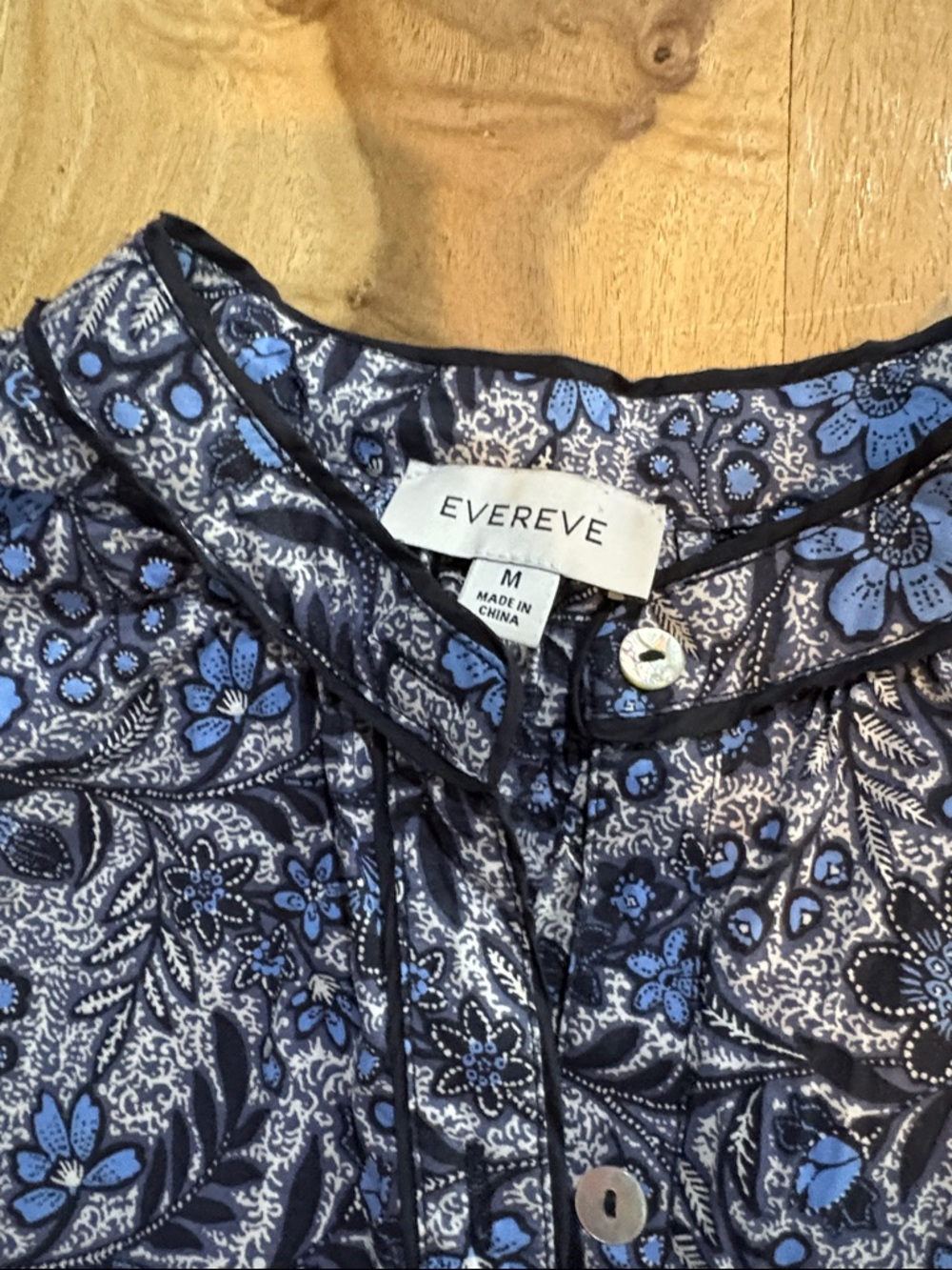 Evereve Navy and Light Blue Floral Button-Front Blouse, 100% cotton, worn 3x - Picture 2 of 3